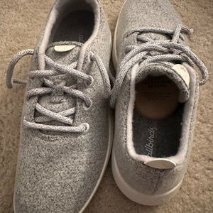 Brand new! Never worn!! All birds women wool runner mizzles